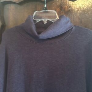 Athleta sweat shirt